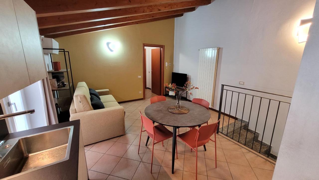Dimora Larius Apartment Como Luaran gambar