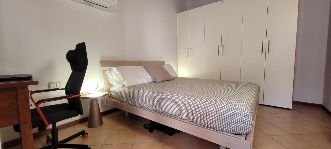 Dimora Larius Apartment Como Luaran gambar