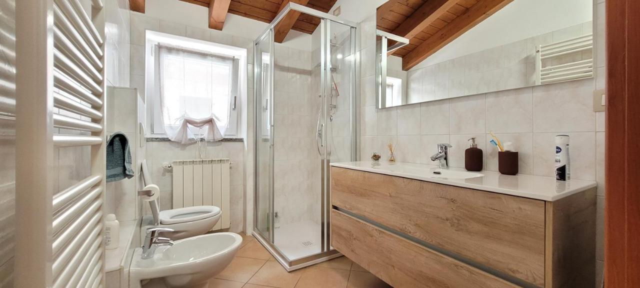 Dimora Larius Apartment Como Luaran gambar