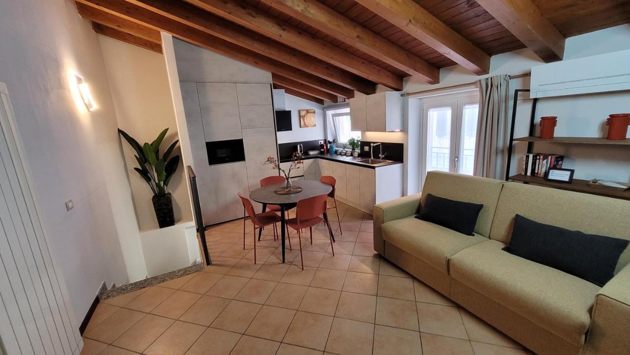 Dimora Larius Apartment Como Luaran gambar